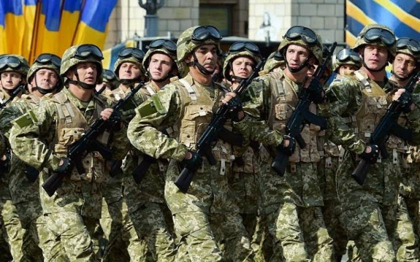 Ουκρανία: 62 δολ. την ημέρα, σε κάθε στρατιώτη που πολεμά στην Ντονμπάς