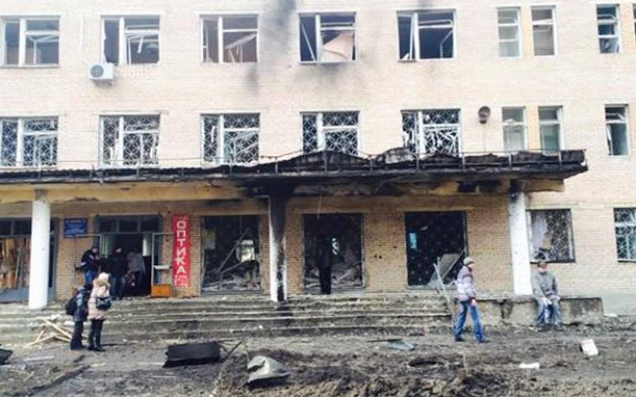 Ουκρανία: Οβίδα έπληξε νοσοκομείο - 4 νεκροί