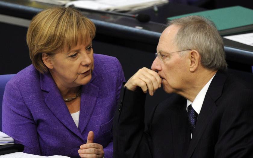 Γερμανία: Αν η Ελλάδα θέλει στήριξη πρέπει να μείνει σε πρόγραμμα