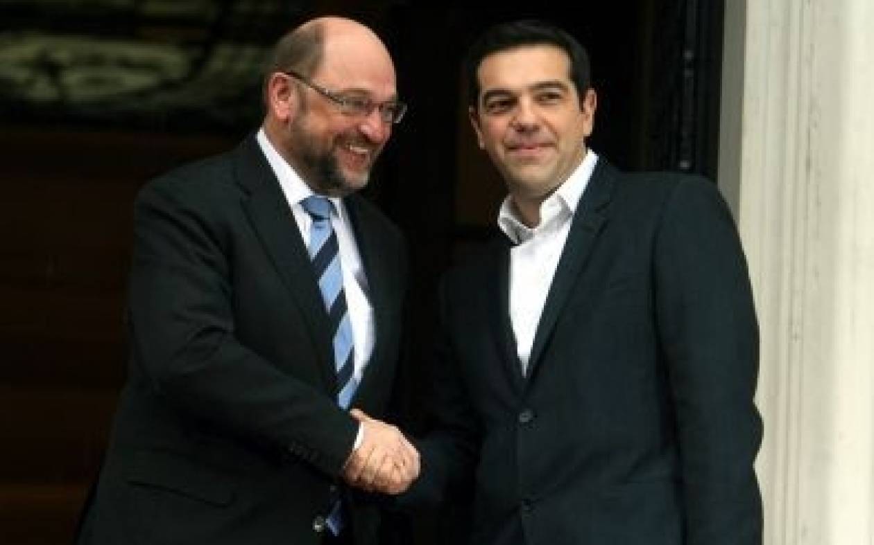 Σουλτς: «Αν η Ελλάδα δεν τηρήσει τις δεσμεύσεις της θα χρεοκοπήσει»