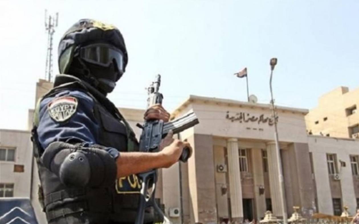 Αίγυπτος: Νεκρός από επίθεση σε εστιατόριο