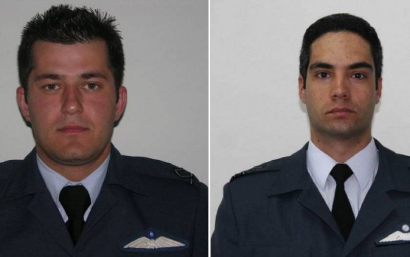Την πρόσληψη των συζύγων των δύο νεκρών πιλότων στην Ισπανία αποφάσισε το ΓΕΑ