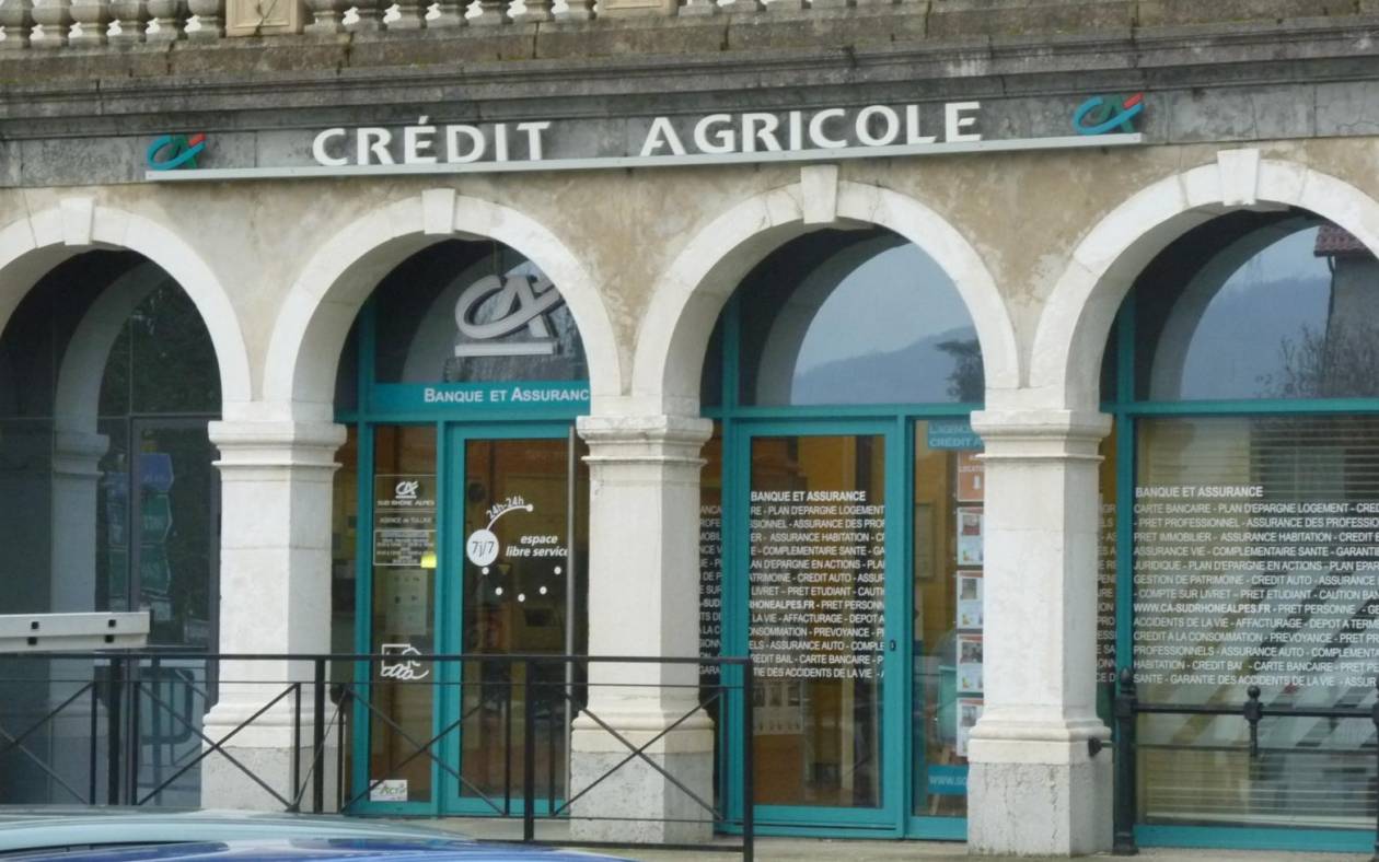 Συμβιβαστική λύση βλέπει και η Credit Agricole