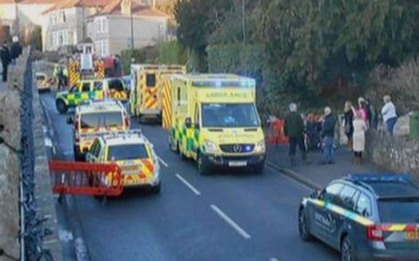 Τραγωδία στη Βρετανία-Φορτηγό παρέσυρε και σκότωσε 4 άτομα