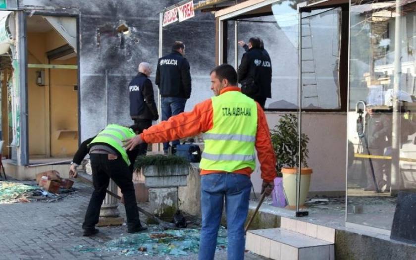 Αλβανία: Υλικές ζημιές από εκρήξεις δύο βομβών – Στόχος συγγενείς υπουργού