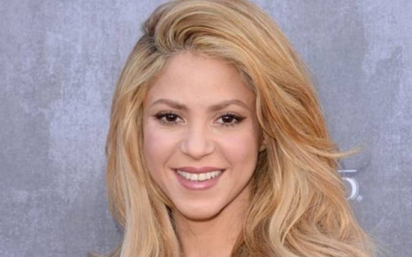 Η πρώτη εμφάνιση της Shakira μετά τη γέννηση του γιου της