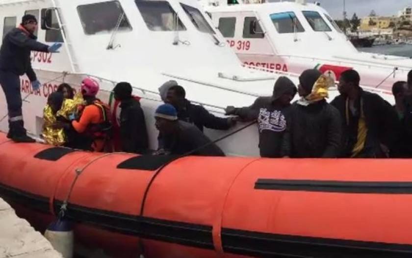 Τραγωδία στη Μεσόγειο: Πάνω από 200 νεκροί πρόσφυγες μετά από βύθιση δύο πλοίων