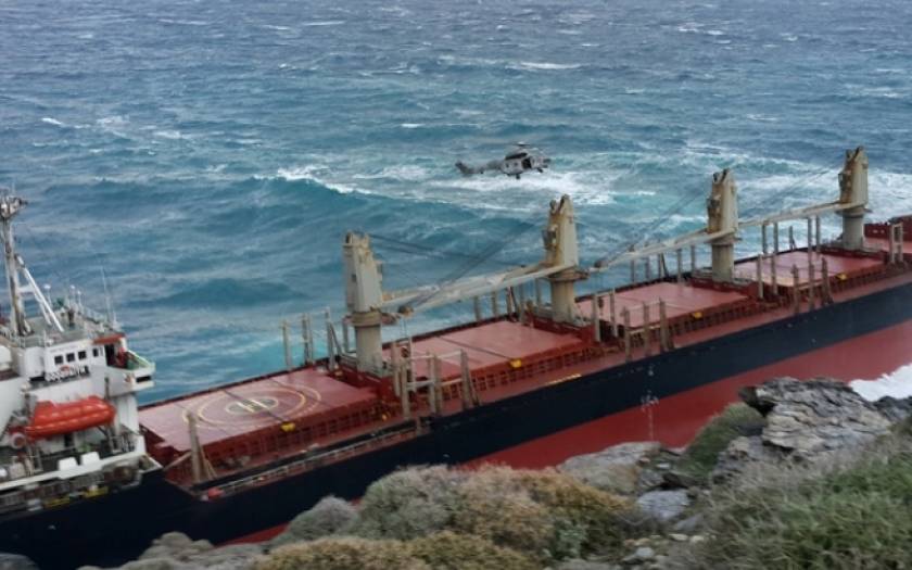 Cargo ship runs aground off Andros island, all rescued