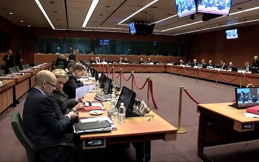 Eurogroup: Δύσκολες ώρες για τον Βαρουφάκη- σκληρή κόντρα από τους Γερμανούς