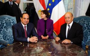 Το Παρίσι υπέγραψε με το Κάιρο την πρώτη σύμβαση πώλησης μαχητικών Rafale