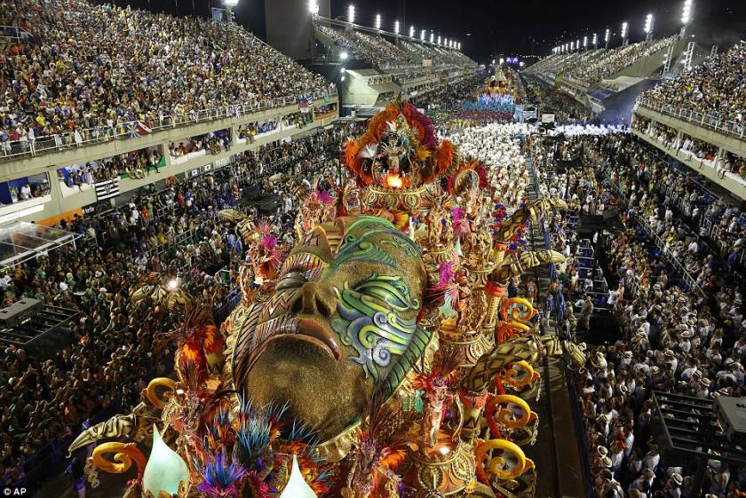 Καρναβάλι στο Ρίο: Τελετή λήξης με ξέφρενο πάρτι! (photos)
