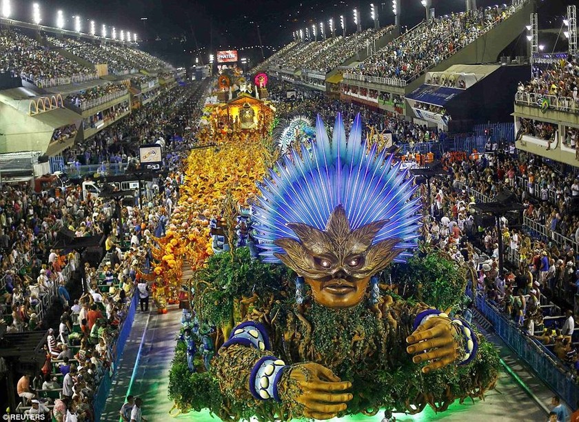 Καρναβάλι στο Ρίο: Τελετή λήξης με ξέφρενο πάρτι στο σαμποδρόμιο! (photos)