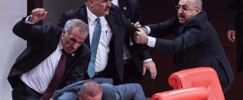 Τουρκία: Πέντε βουλευτές τραυματίσθηκαν σε συμπλοκή (photos)