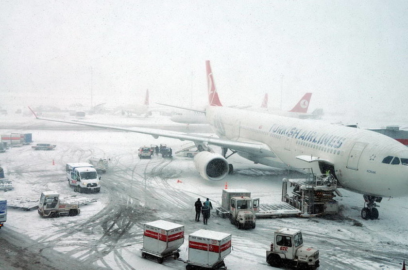 Χιονοθύελλα και χάος στην Κωνσταντινούπολη (pic)