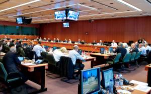 FT-Η σύγκληση του Eurogroup σημαίνει ότι η Αθήνα άλλαξε διαπραγματευτική τακτική