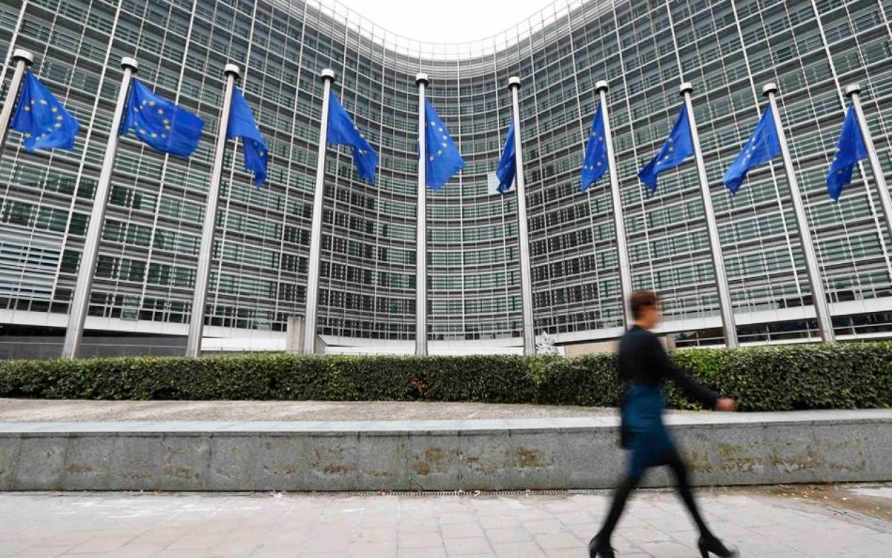 «Το Βερολίνο ζητά η Ελλάδα να δεσμευθεί για την εφαρμογή της πρότερης συμφωνίας»