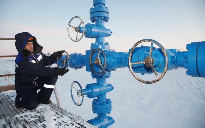 Μεντβέντεφ: Το Κίεβο πρέπει να πληρώσει για το φυσικό αέριο που παραδίδει η Gazprom