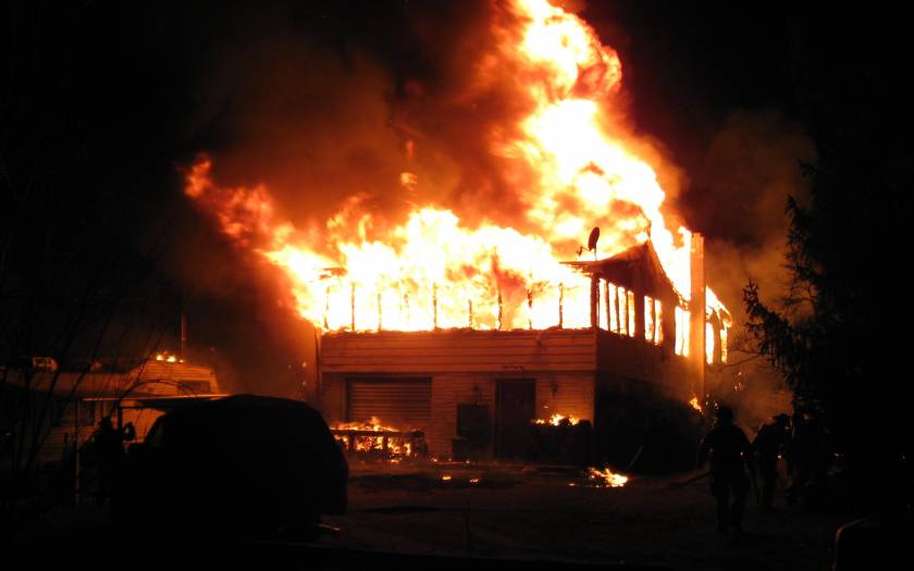 ΗΑΕ: Φονική πυρκαγιά σε «παράνομη» κατοικία