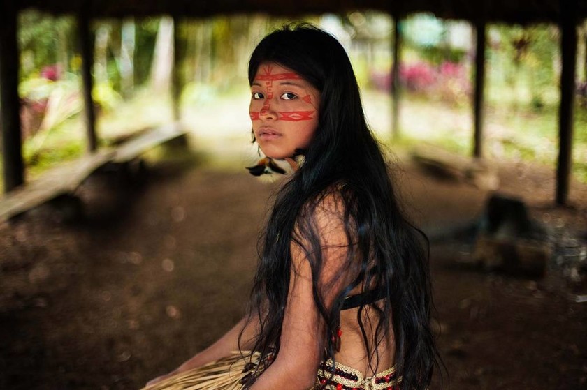 Kichwa woman in Amazonian rainforest