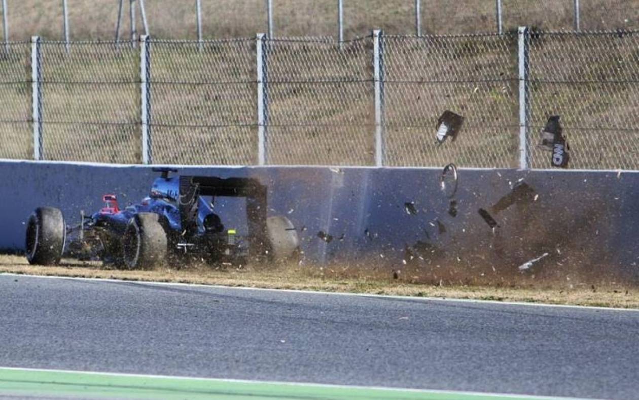 F1 Χειμερινές δοκιμές Βαρκελώνη: Σοβαρό ατύχημα για τον Alonso (Photos)