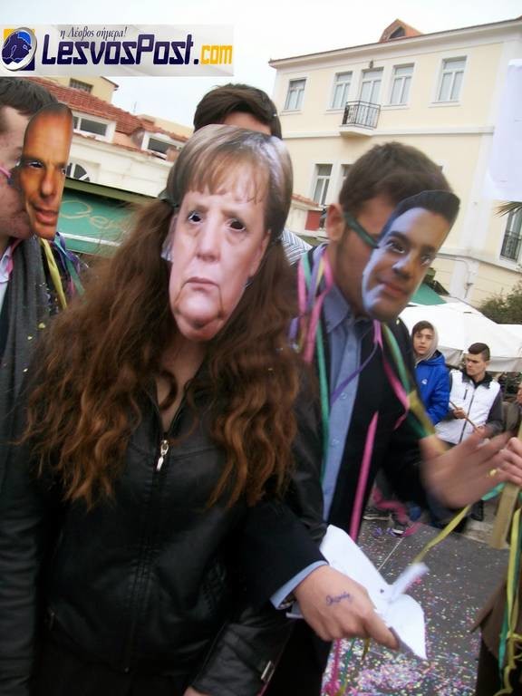 Μυτιλήνη: Τσίπρας και Μέρκελ έσκισαν… το μνημόνιο (photos)