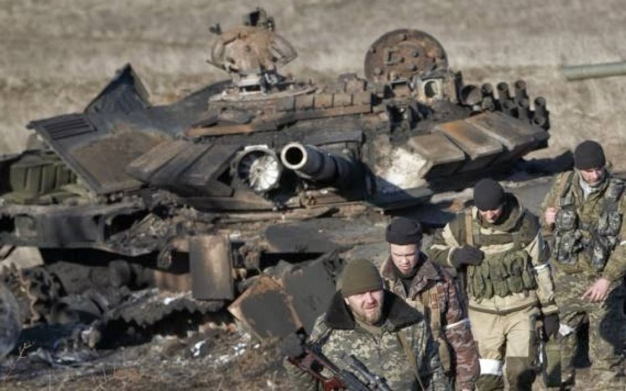 Ουκρανία: Οι αντάρτες αποσύρουν τα βαρέα όπλα – Αμφισβητεί το Κίεβο