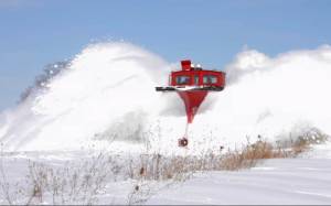Εντυπωσιακό βίντεο: Τρένο περνά μέσα από το χιόνι στον Καναδά