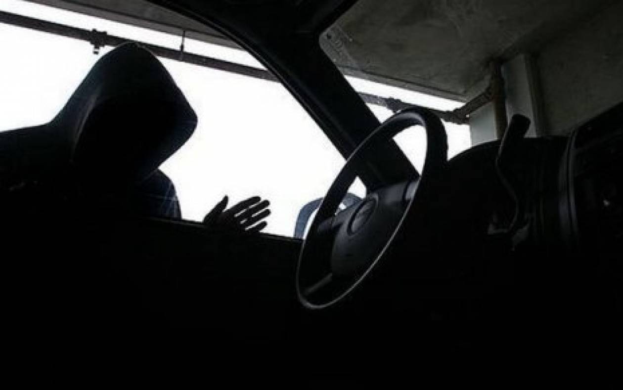 Ηράκλειο: Συνελήφθη 30χρονος για 16 διαρρήξεις οχημάτων
