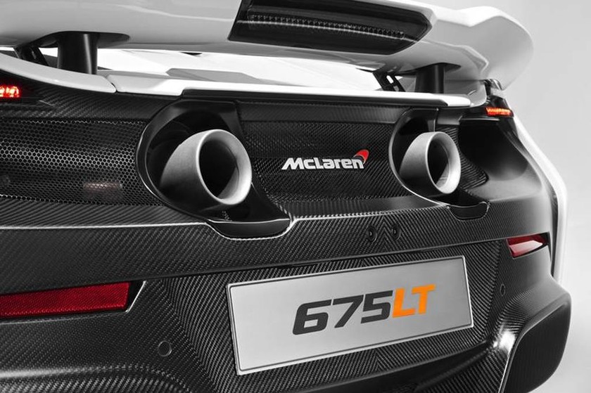 McLaren: Η σκληροπυρηνική 675LT