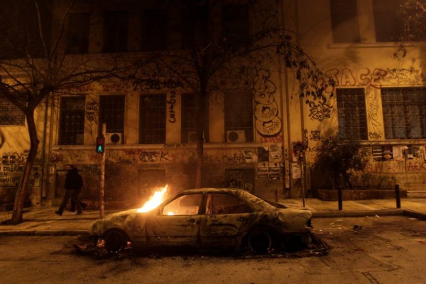 Rioters burn car, set waste bins on fire at National Polytechnic area in Athens