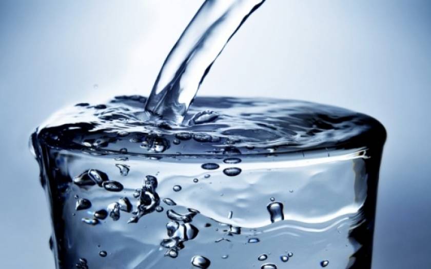 Οι επιστήμονες ανησυχούν ότι το φθόριο στο νερό μειώνει τον δείκτη νοημοσύνης