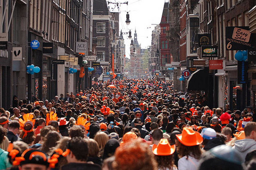Άμστερνταμ: Koninginnedag, ΤΟ 24ωρο πάρτι (video+photos)