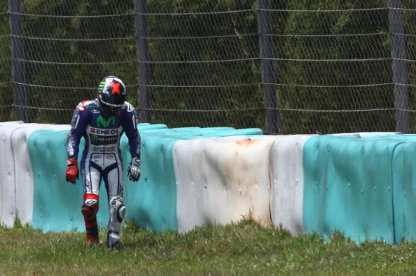MotoGP: Τι δήλωσαν οι μηχανικοί της Michelin για τις πτώσεις στη Sepang