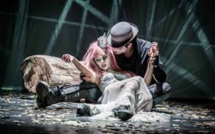 Μαύρη Ζάχαρη: Παράταση παραστάσεων στο Θέατρο Ακαδημία Πλάτωνος
