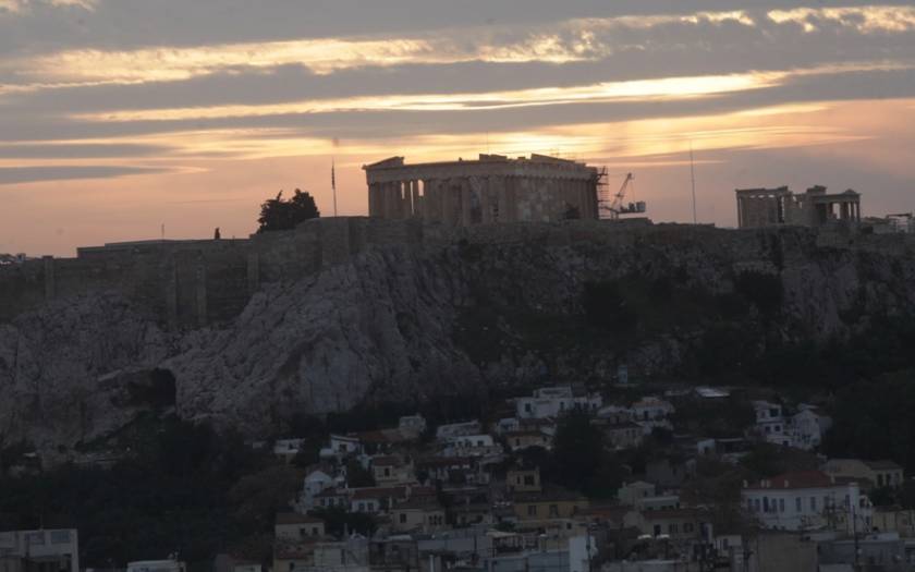 Η «Ντερ Στάνταρντ» υμνεί την Αθήνα