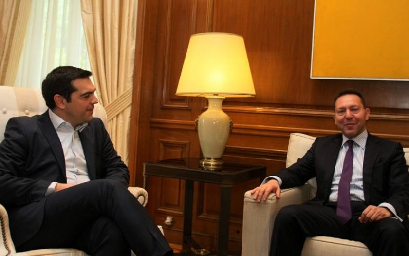 PM Tsipras meets BoG head Stournaras
