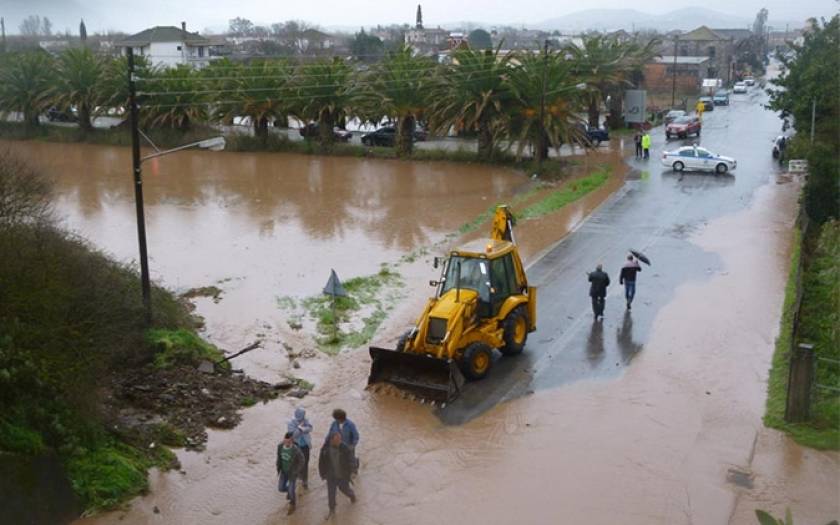 Οι βροχές έφεραν πλημμύρες στην Οιχαλία Μεσσηνίας