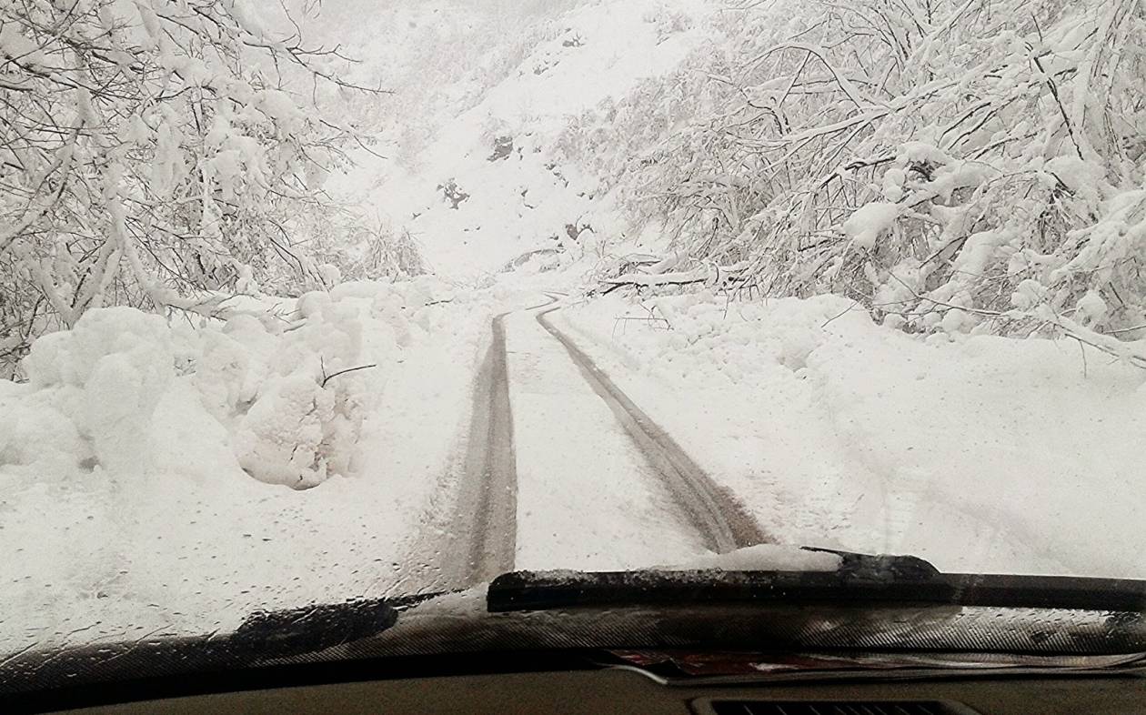 Αποκλεισμένα από τα χιόνια και χωρίς ρεύμα ορεινά χωριά της Ξάνθης