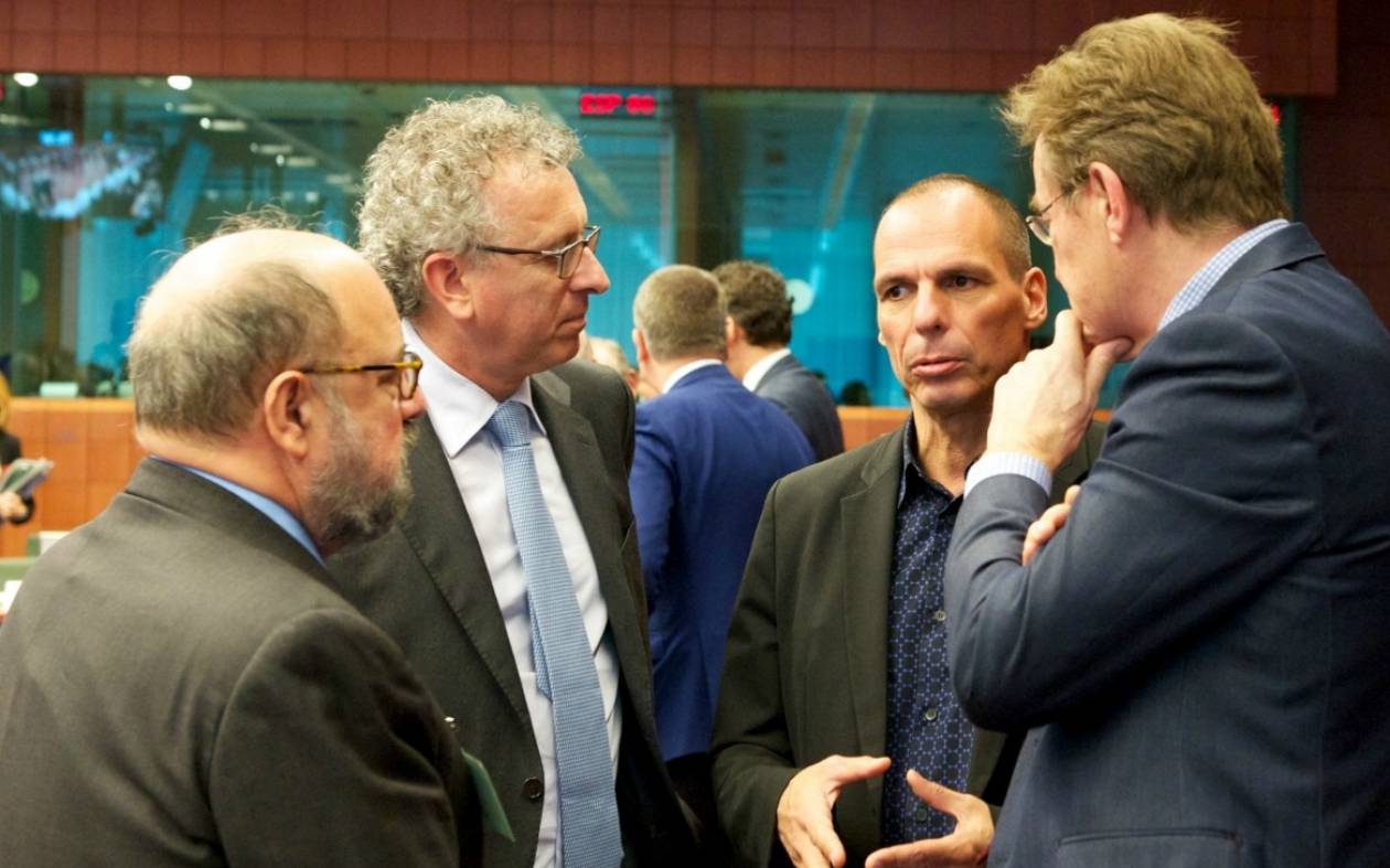 Eurogroup: Άνοιξε ο δρόμος για τη συμφωνία με τους θεσμούς