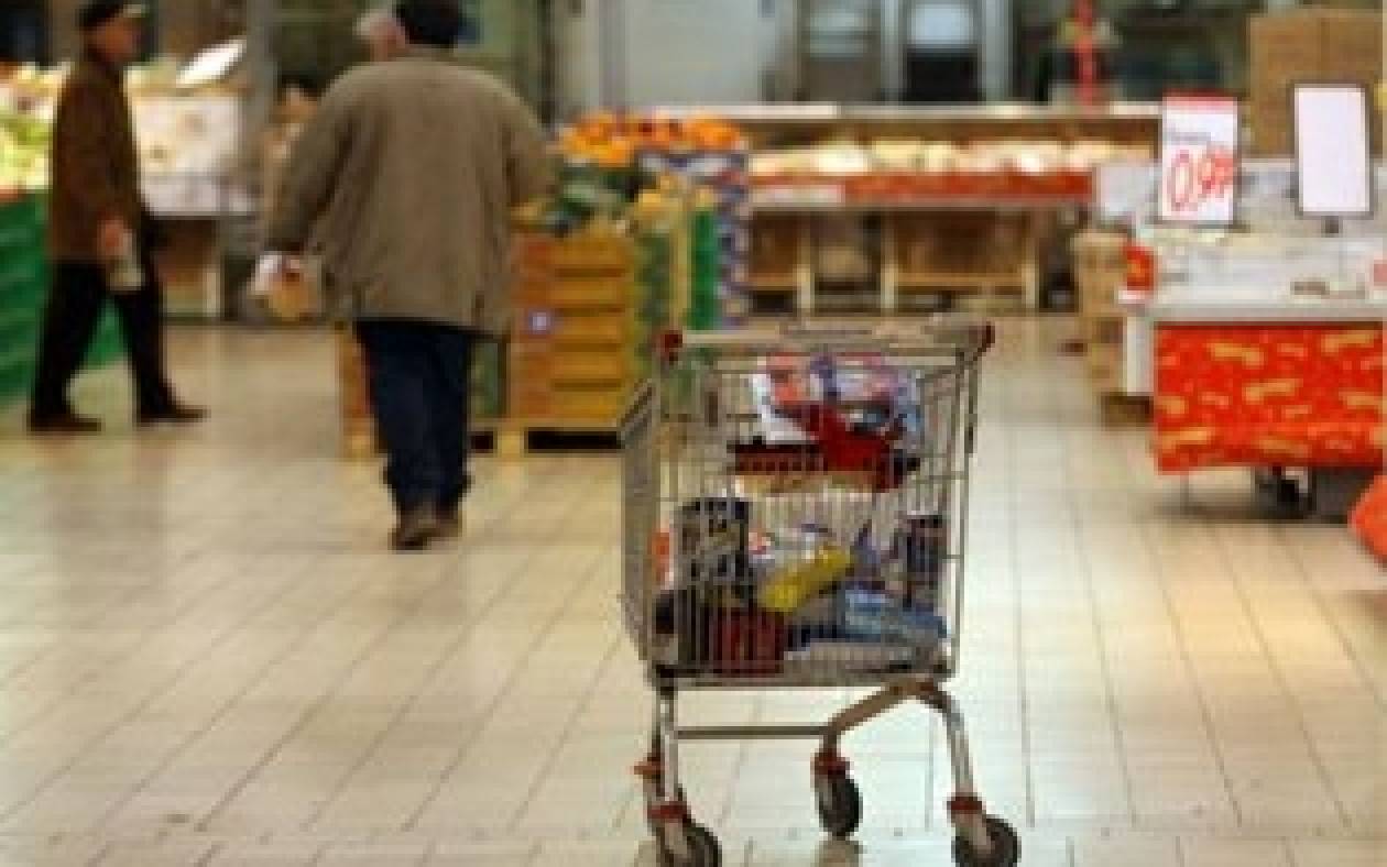 Νέα μείωση τιμών καταναλωτή το Φεβρουάριο