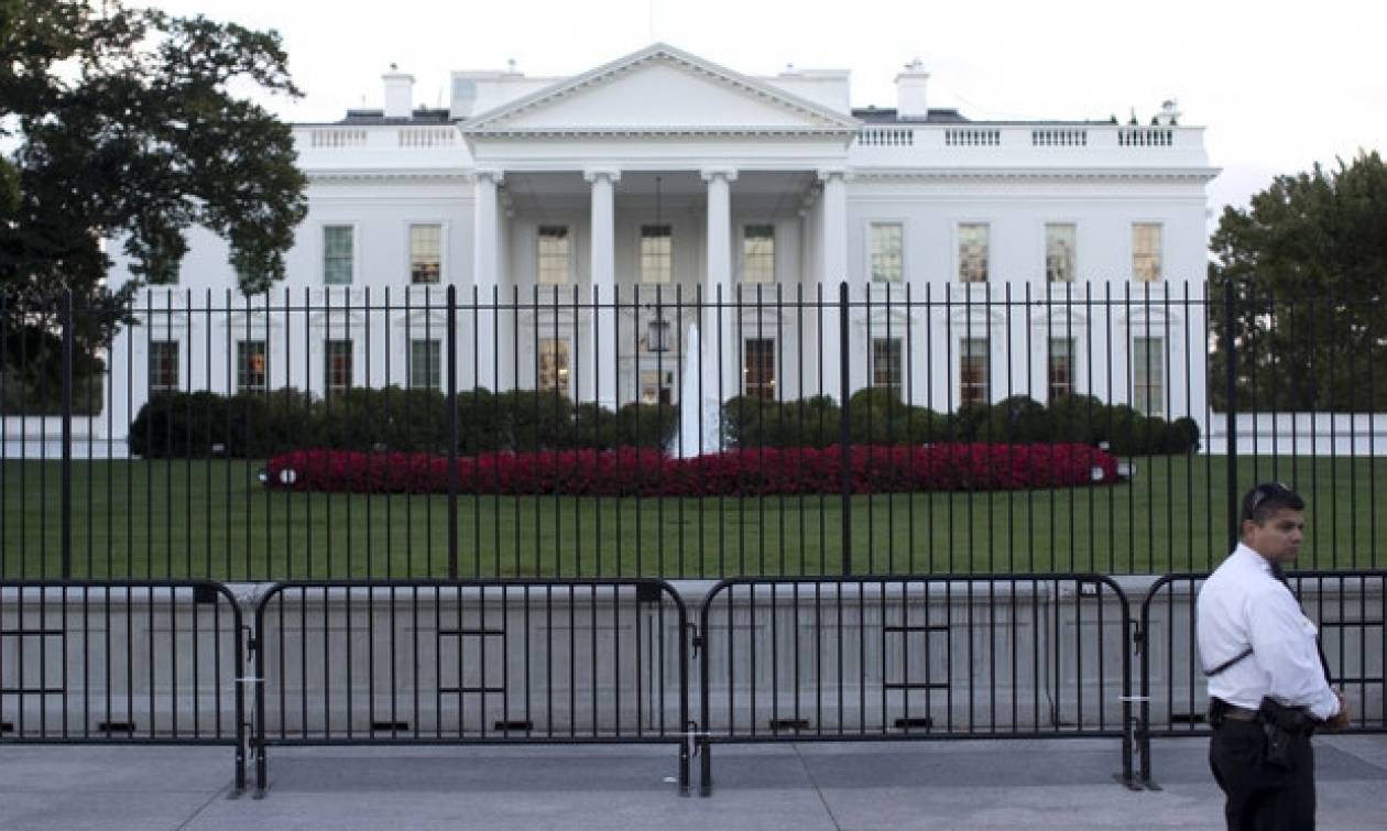 Mεθυσμένοι μυστικοί πράκτορες τράκαραν μπροστά από τον Λευκό Οίκο