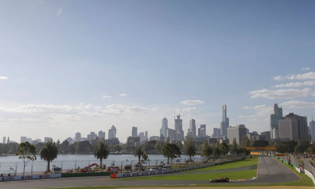 F1 Αυστραλία : Η αυλαία του 2015 ανοίγει (photos & video)