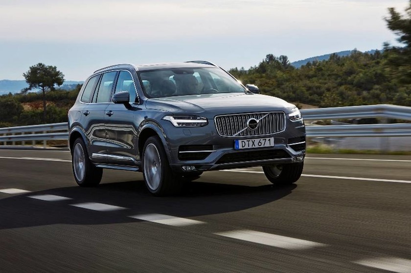 Volvo: Οι εκδόσεις,τα επίπεδα εξοπλισμού και οι τιμές του νέου XC90