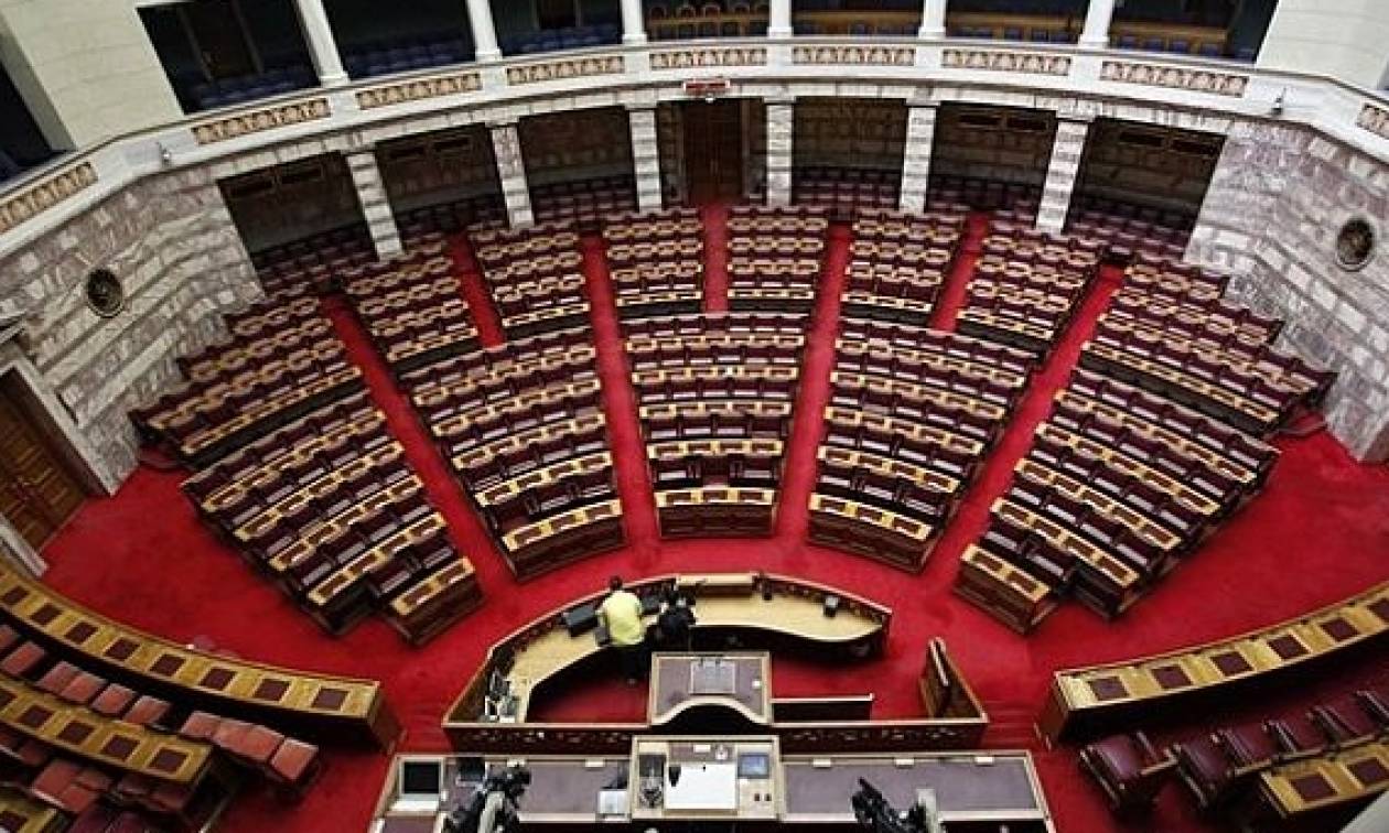 Βουλή: Έξι νέες τροπολογίες για την αντιμετώπιση της ανθρωπιστικής κρίσης