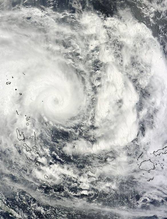 Οι κυκλώνες από τις φωτογραφίες της NASA (photos)