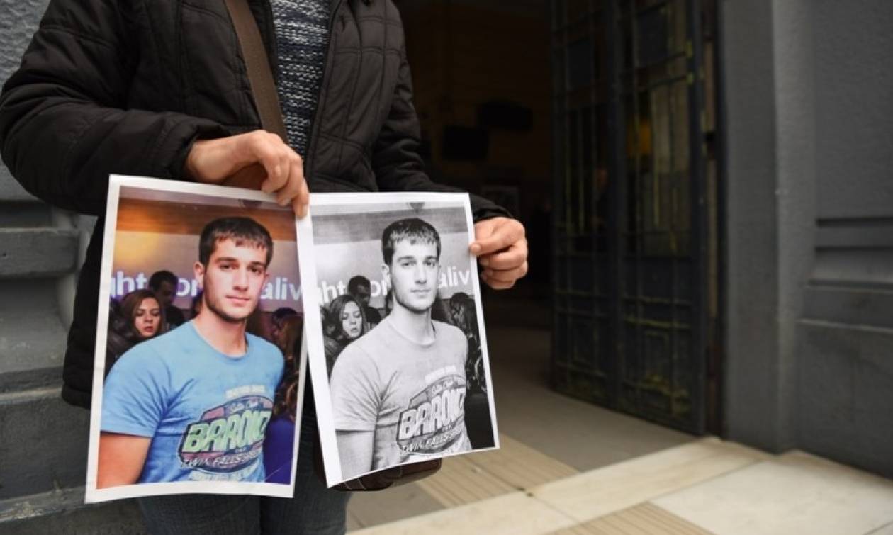Βαγγέλης Γιακουμάκης: Αυτοκτονία του 20χρονου δείχνει ο ιατροδικαστής (Video)