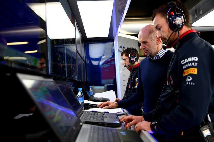 F1: Πιθανή αποχώρηση της Red Bull