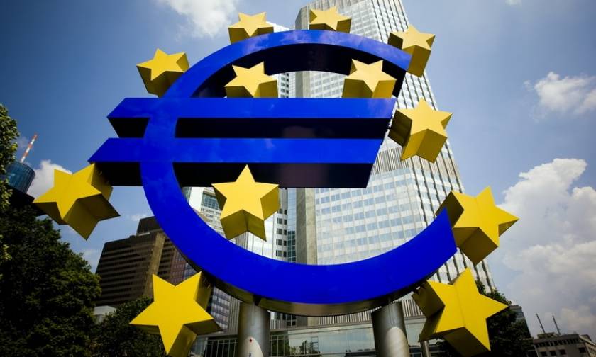 Spiegel: «Η ΕΚΤ θα σταματήσει το... χρήμα στην Ελλάδα εάν οι εταίροι θέλουν Grexit»