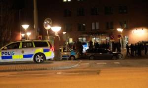 Σουηδία: Αιματηρή επίθεση σε εστιατόριο (video)