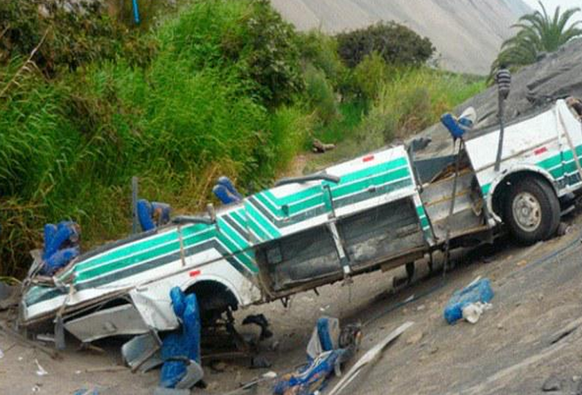 Σαράντα νεκροί σε καραμπόλα λεωφορείων στο Περού